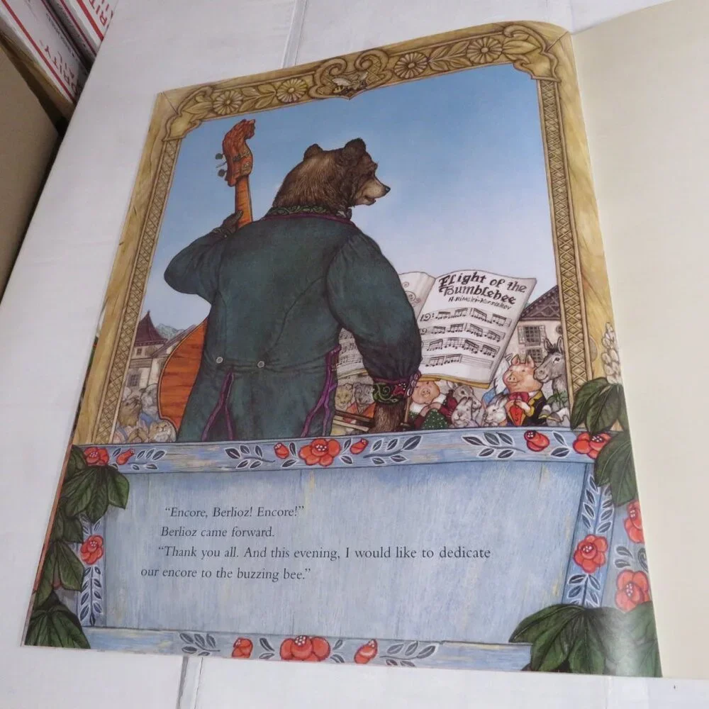 Scholastic berlioz bear